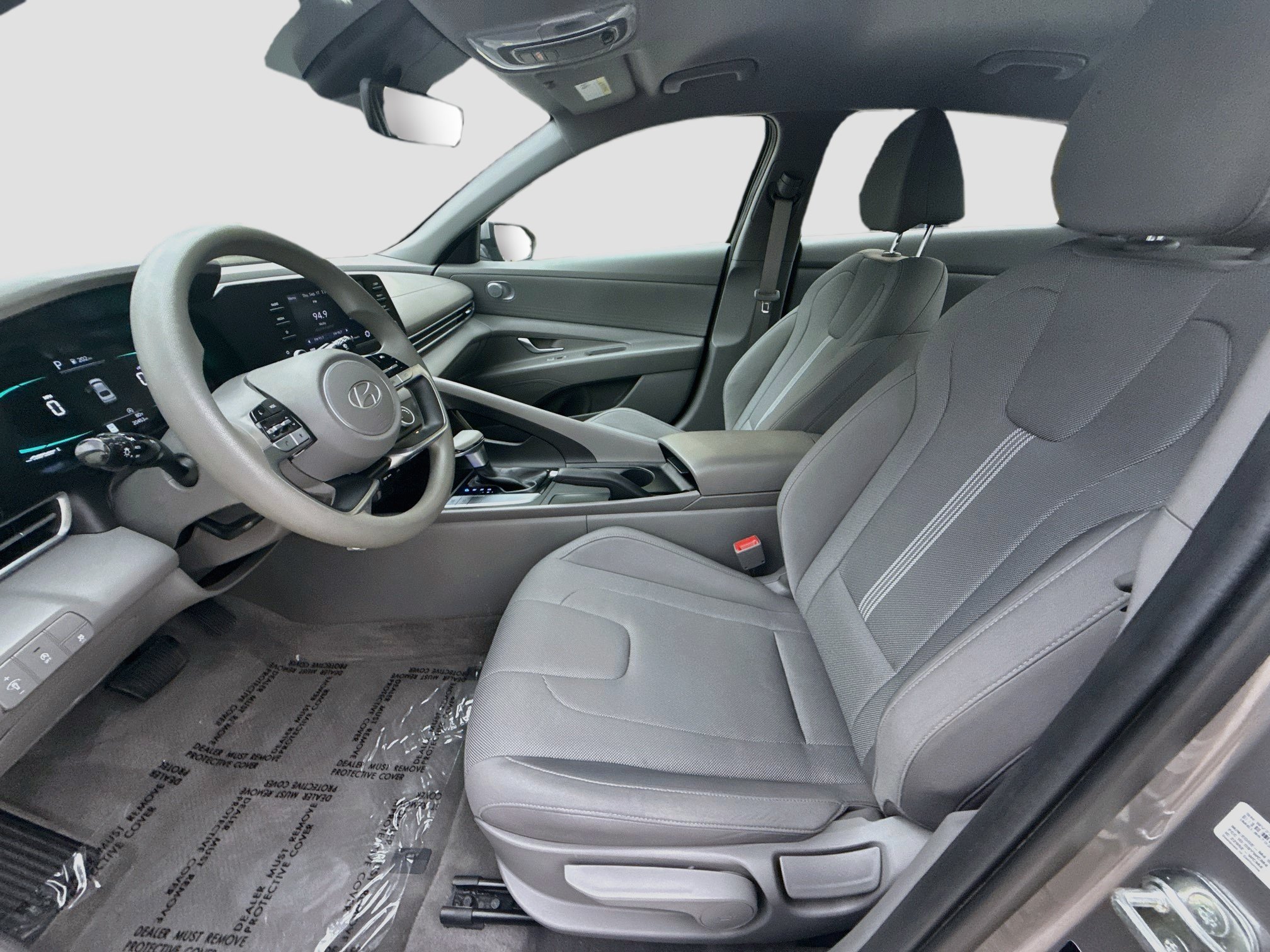 Used 2024 Fluid Metal Hyundai SE image 18