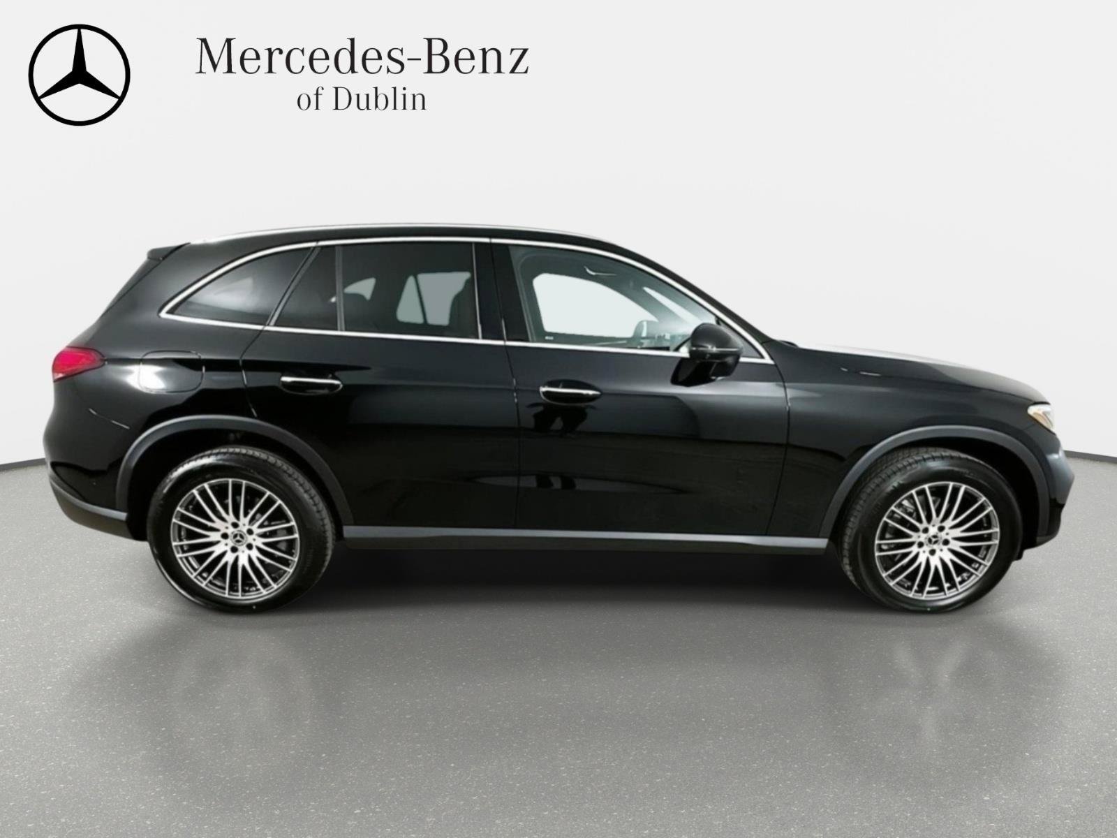 Used 2026  Mercedes-Benz GLC 300 image 8