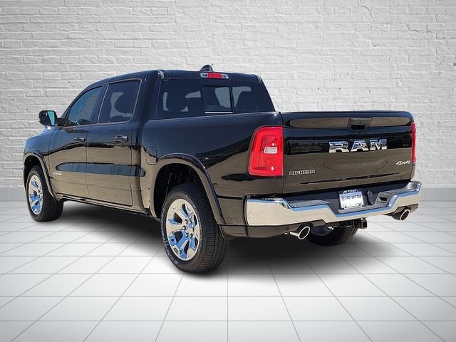 New 2026 Diamond Black Crystal Pearl-Coat Exterior Paint RAM Big Horn/Lone Star image 3