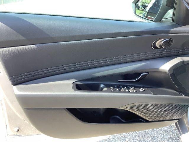 New 2026 Fluid Metal Hyundai SEL Sport image 14