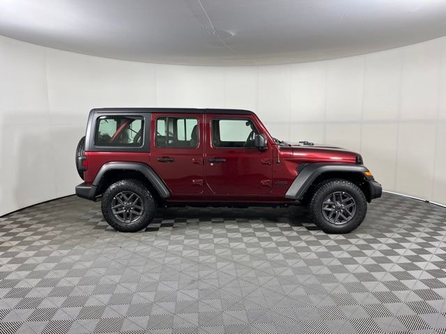 Used 2022 Red Jeep Unlimited Sport image 8