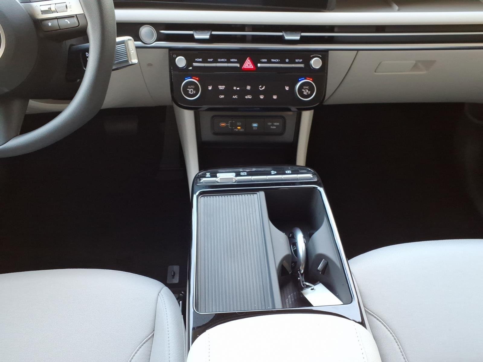 New 2026 Ash Black Hyundai SEL image 22