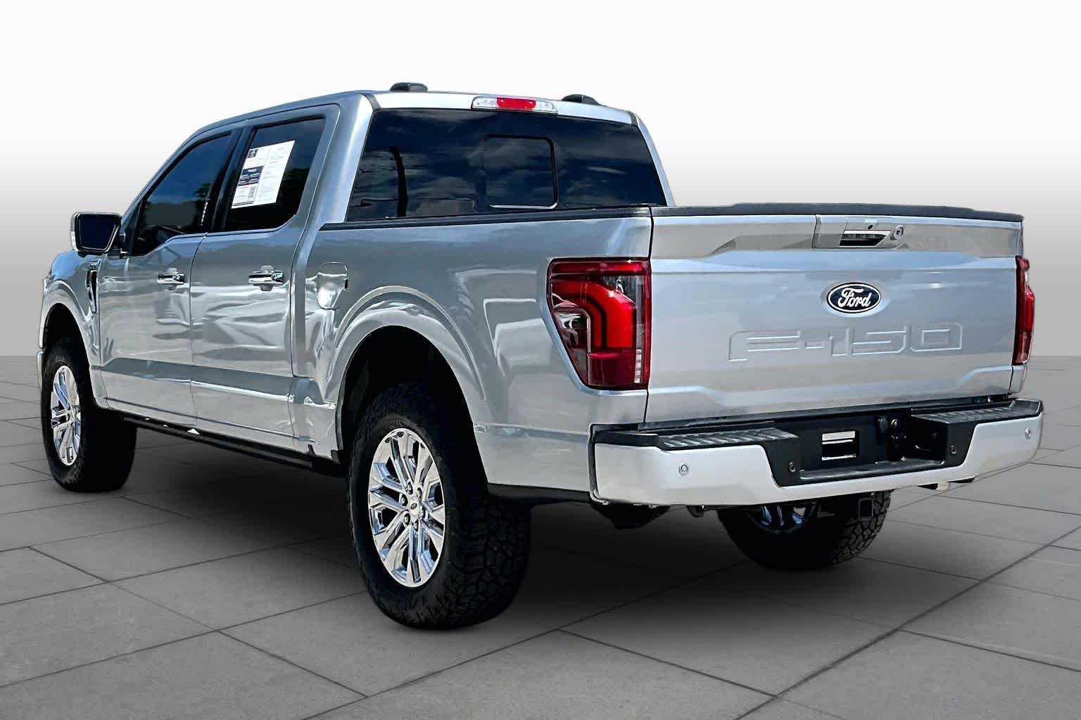 Used 2024 Iconic Silver Metallic Ford LARIAT image 12