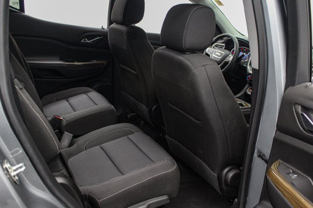 2023 GMC Acadia SLE - Photo 18