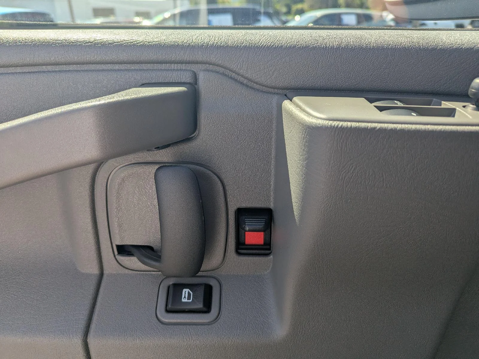 2025 Chevrolet Express Cargo Work Van - Photo 17