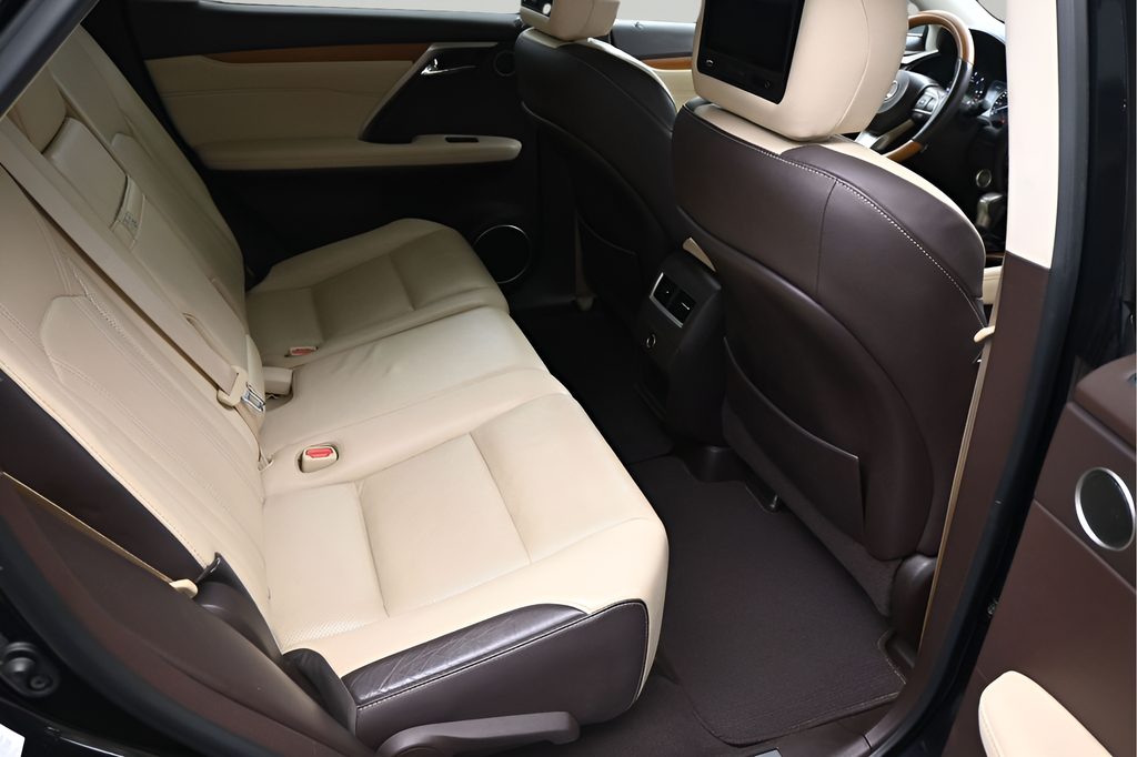 Used 2016 Black Lexus 350 image 10