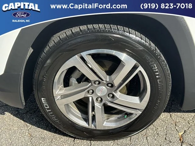 Used 2018 White GMC SLT image 13