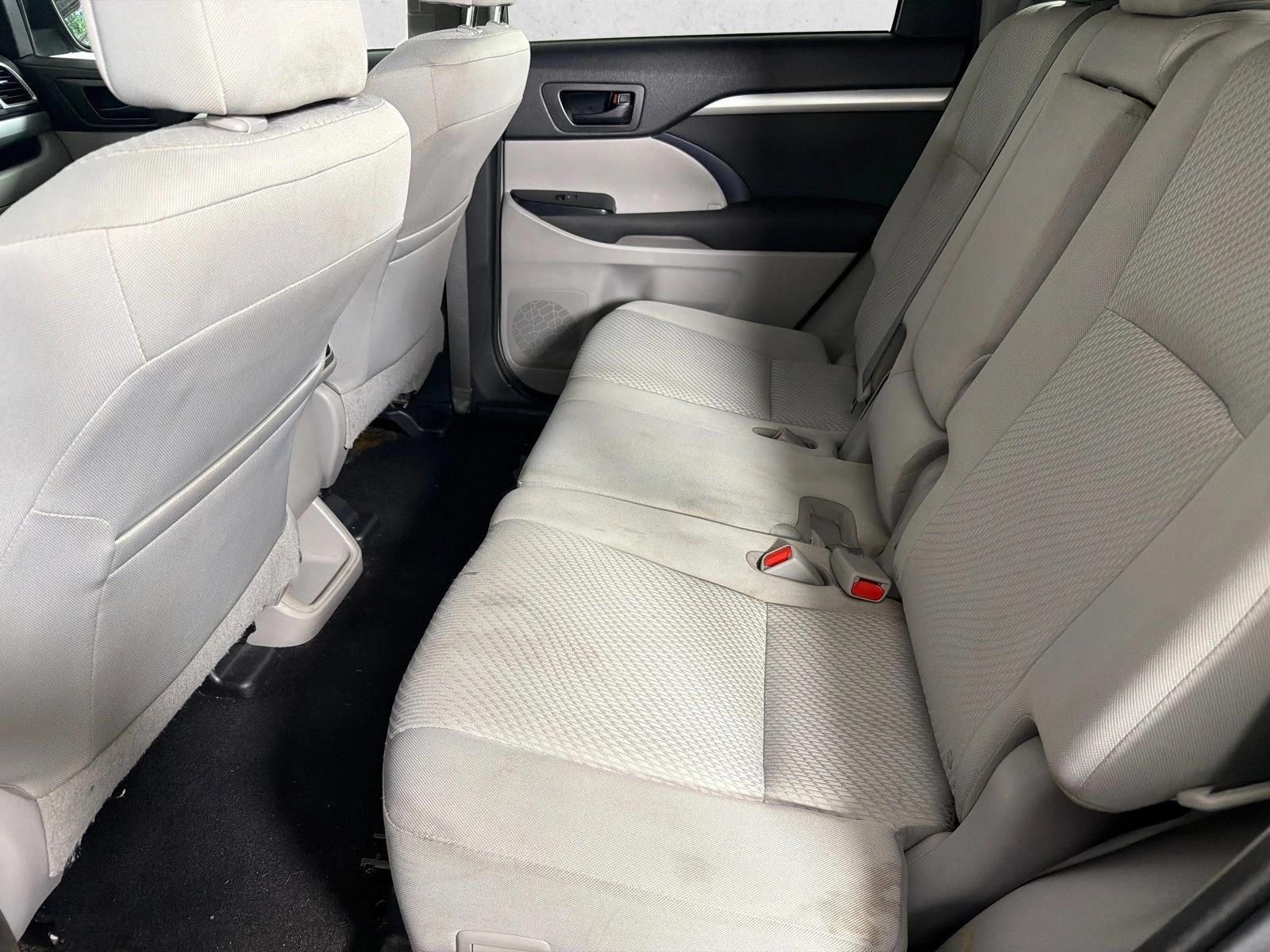 Used 2016 Predawn Gray Mica Toyota LE image 20