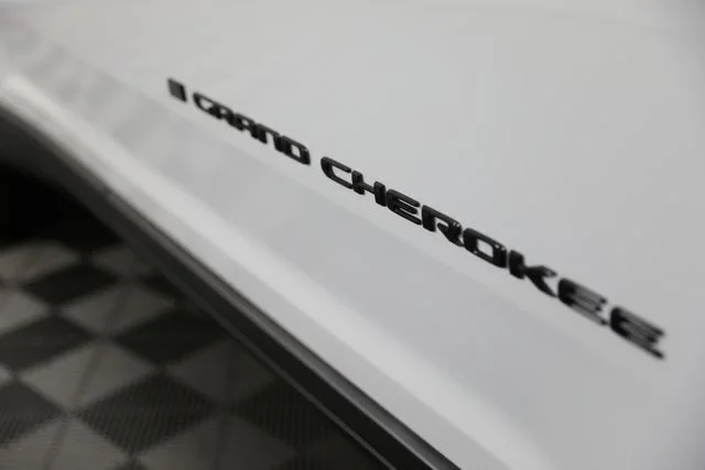 New 2026 Bright White Clearcoat Jeep Limited image 28