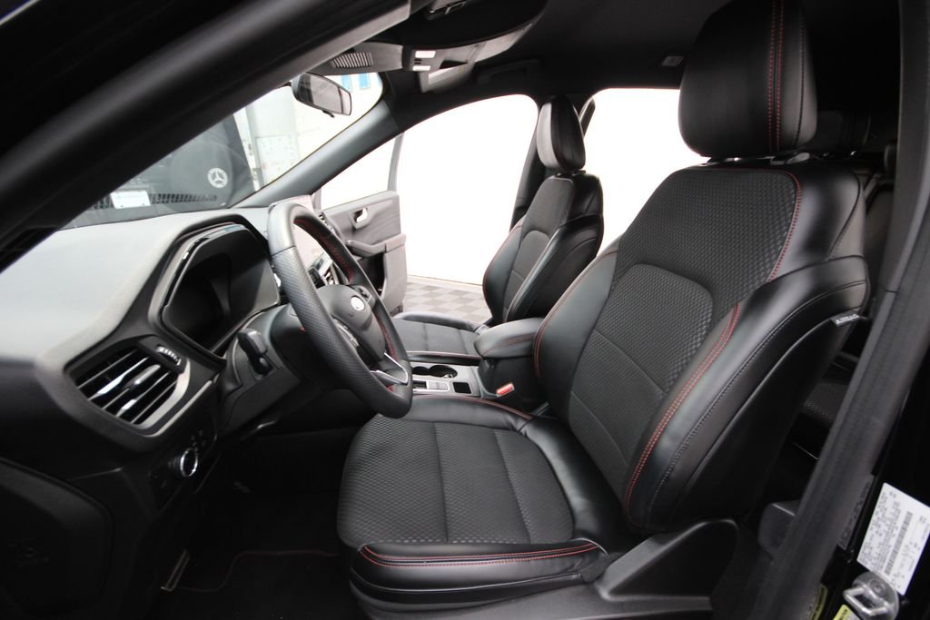 Used 2023 Black Ford ST-Line image 13
