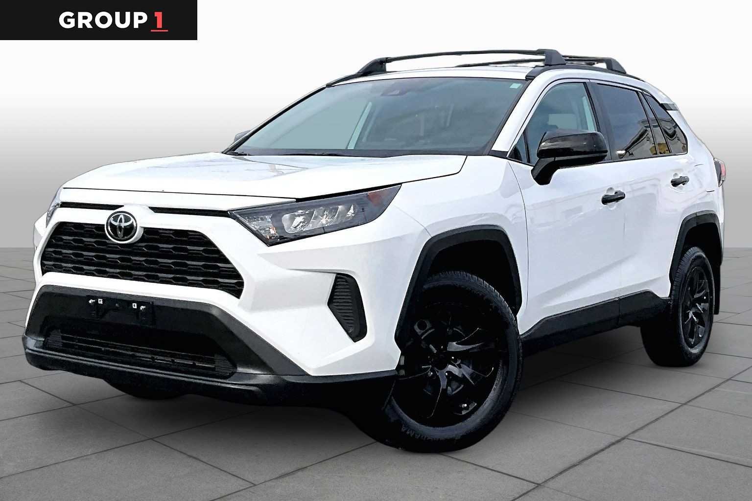 2020 Toyota RAV4 LE