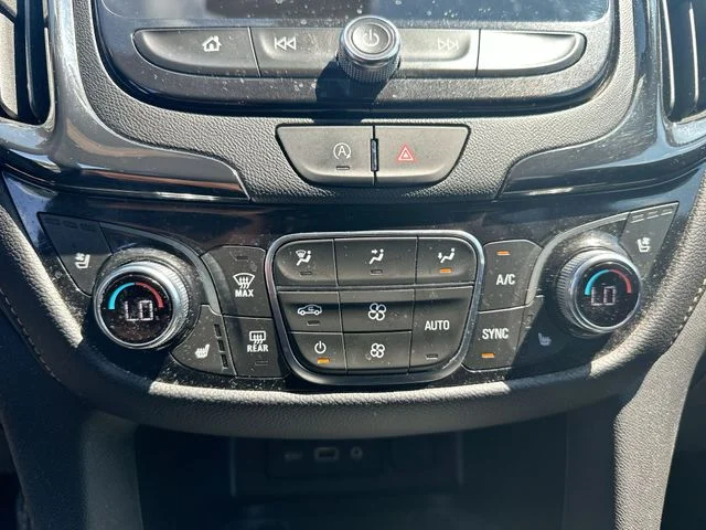 Used 2024 Gray Chevrolet Premier image 40