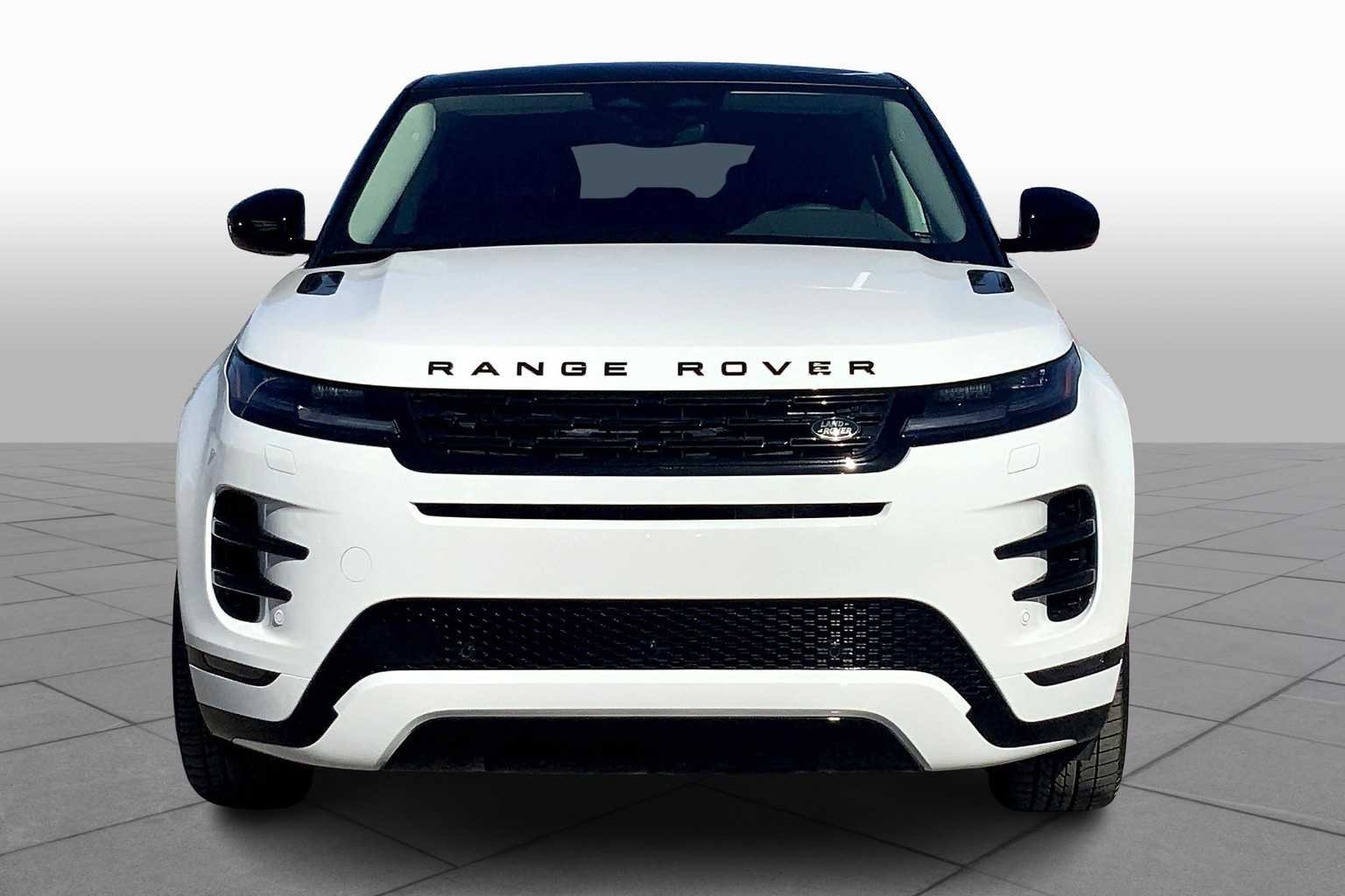 Used 2025 Fuji White Land Rover Dynamic SE image 4