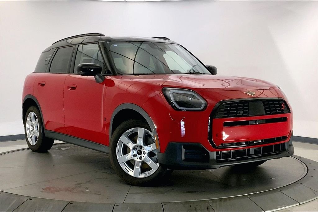Certified Used 2025 Chili Red II MINI Iconic image 32