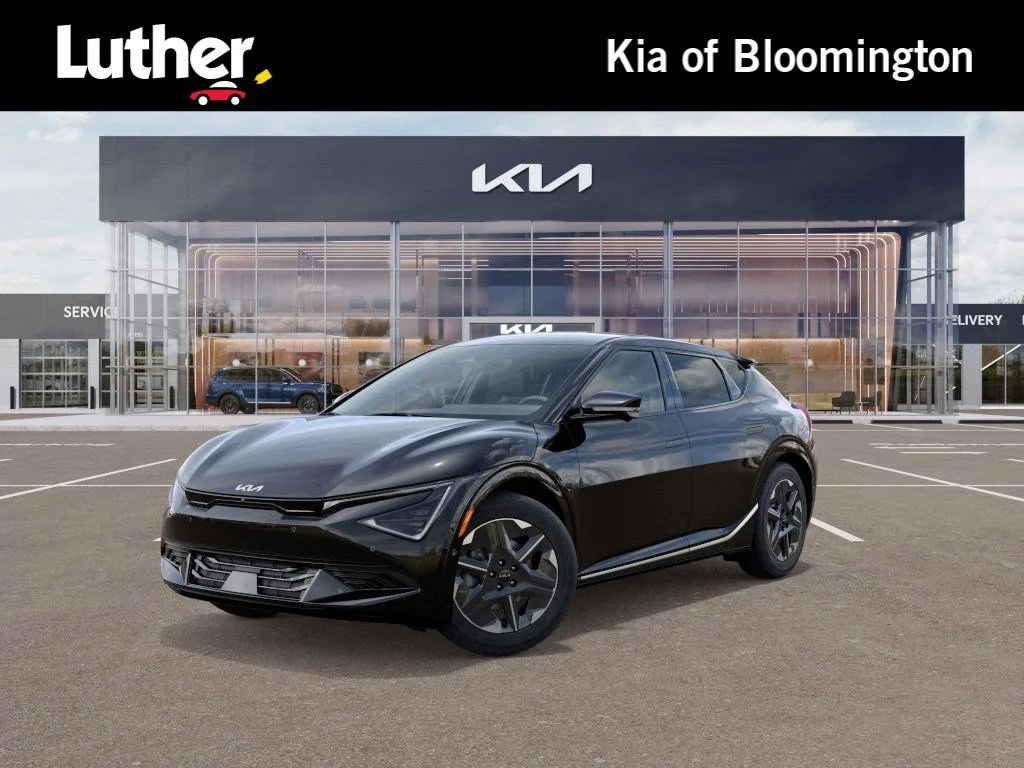 2025 Kia EV6 Light L/R AWD's photo