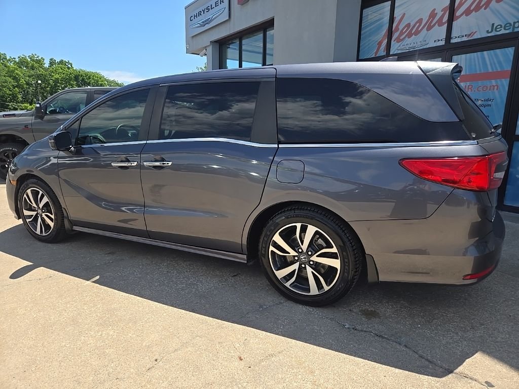 Used 2021  Honda Touring image 6