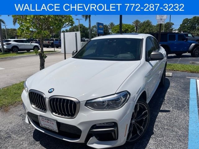Used 2019 White BMW M40i image 1