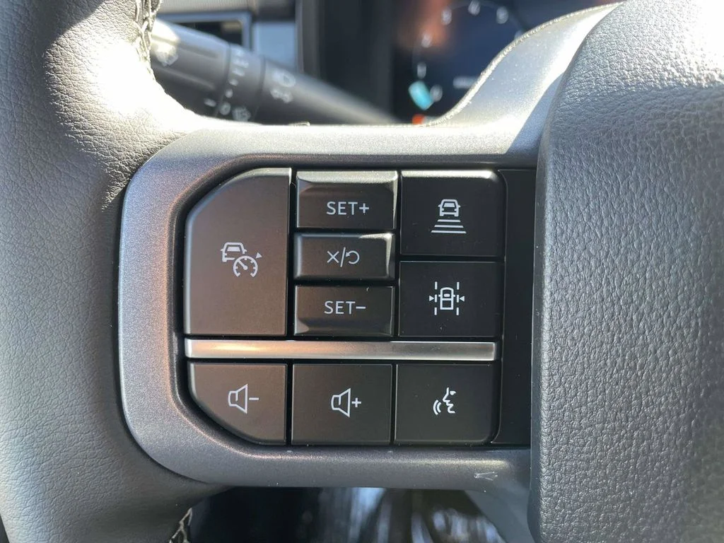 New 2026 Avalanche Ford Lariat® image 24