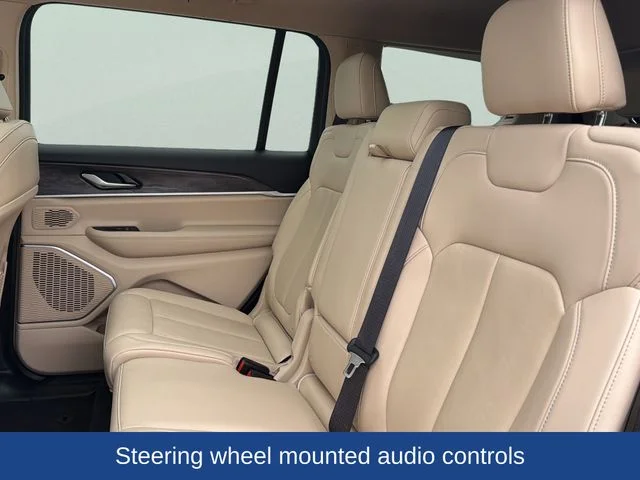 Used 2022 White Jeep Limited image 17