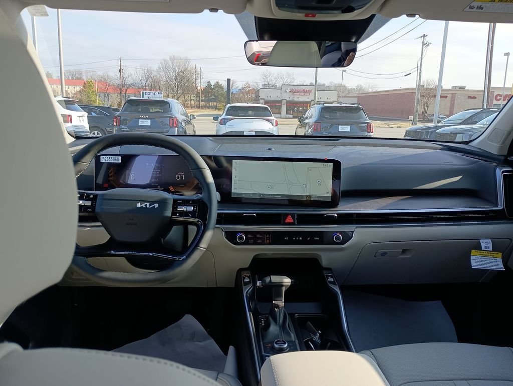 New 2026 Glacial White Pearl Kia X-Line EX AWD image 10