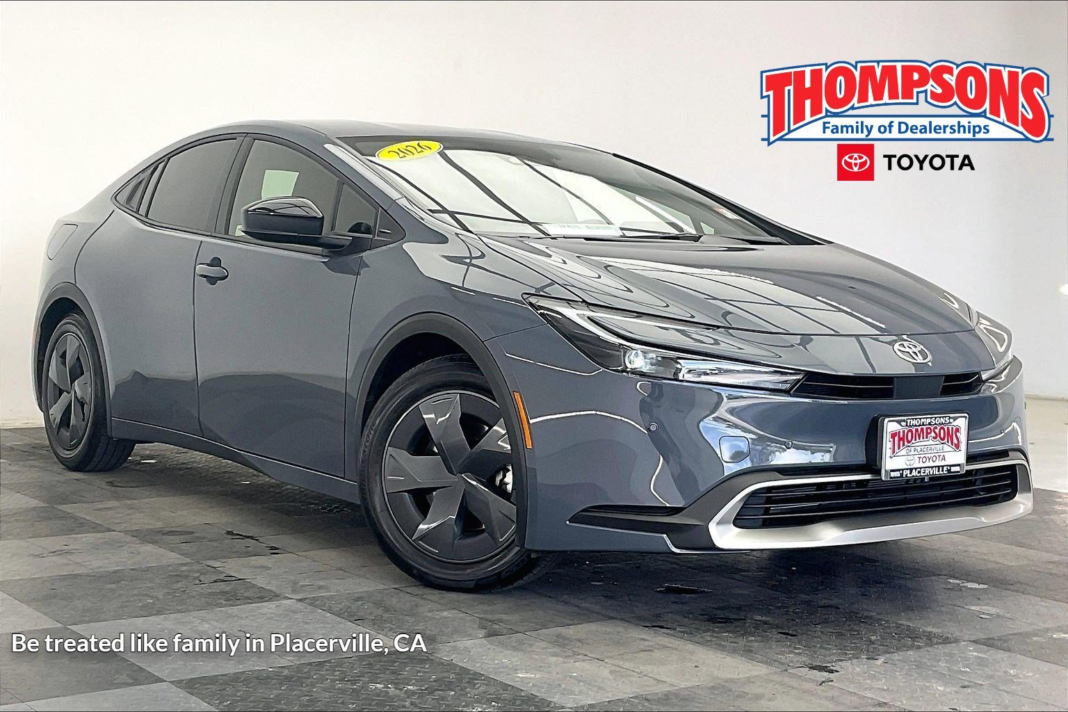 2026 Toyota Prius SE's photo