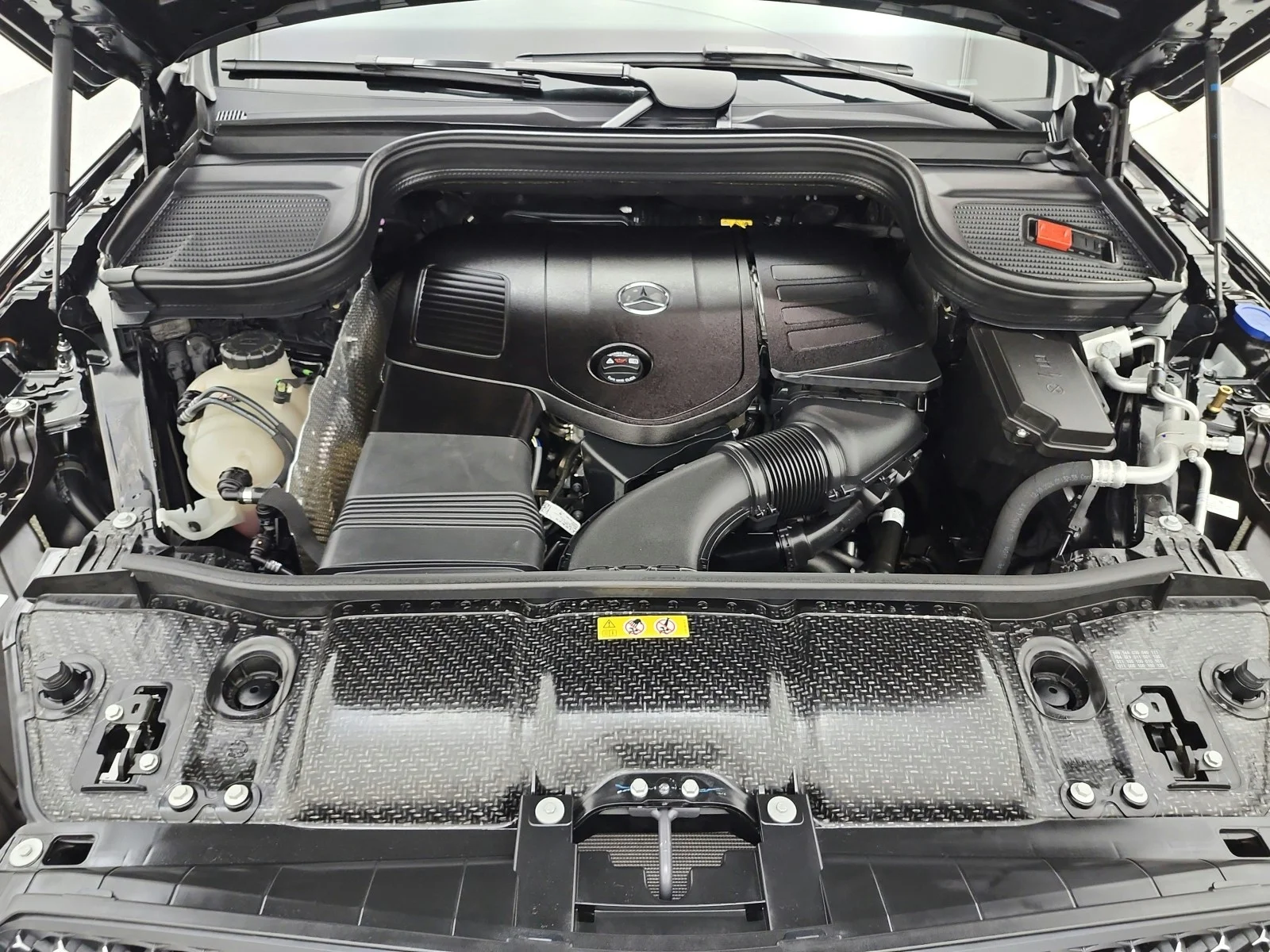 Used 2025 Black Mercedes-Benz GLE 350 SUV image 17