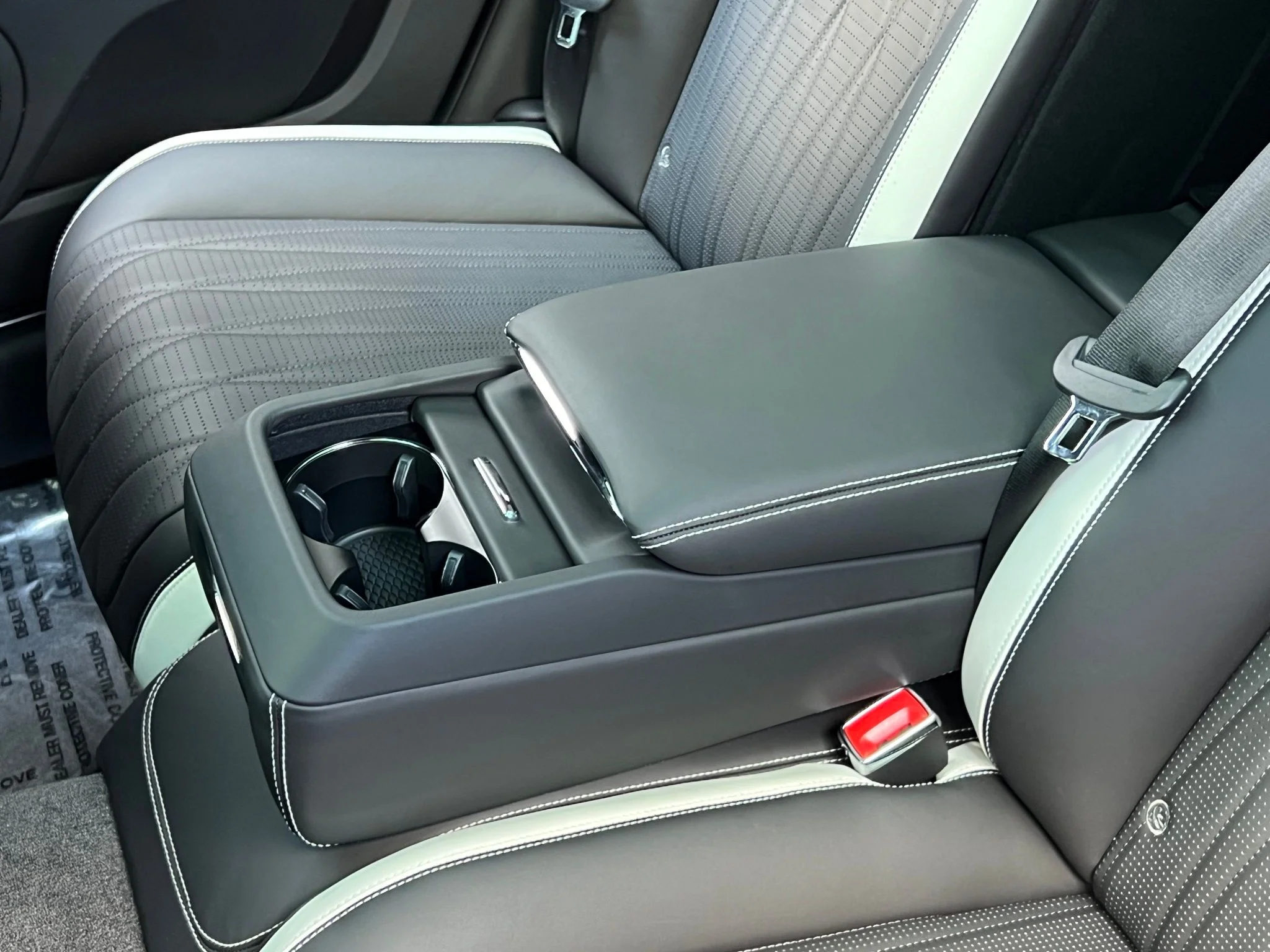Used 2023  Bentley Speed image 42