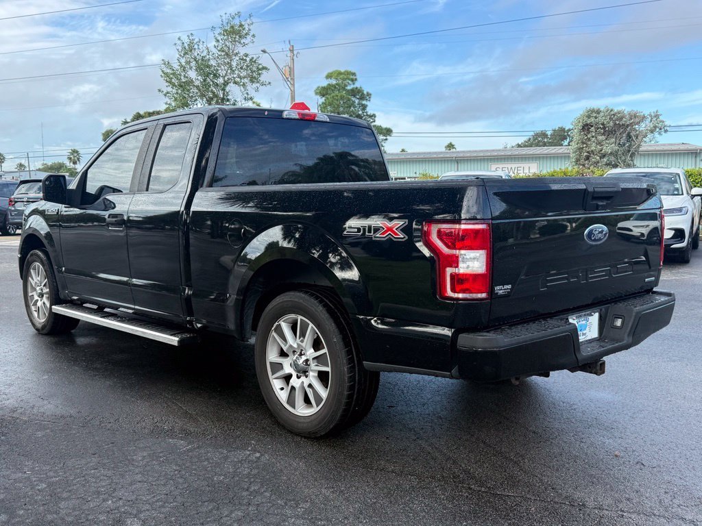 Used 2018 Black Ford XL image 3