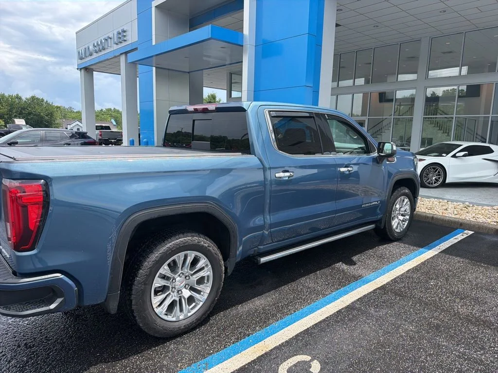 Used 2024 Downpour Metallic GMC Denali image 6