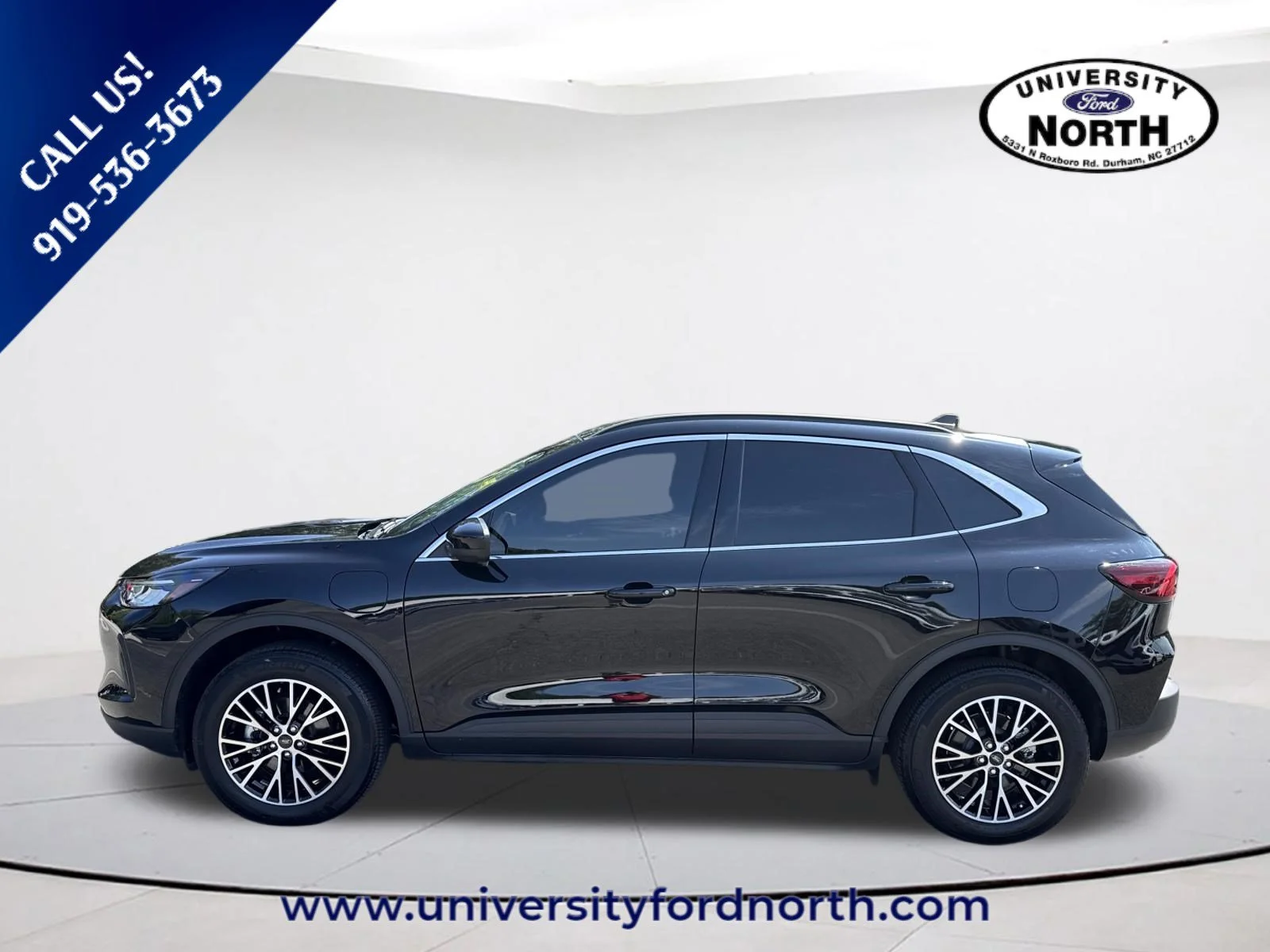 Used 2025 Agate Black Metallic Ford PHEV image 4