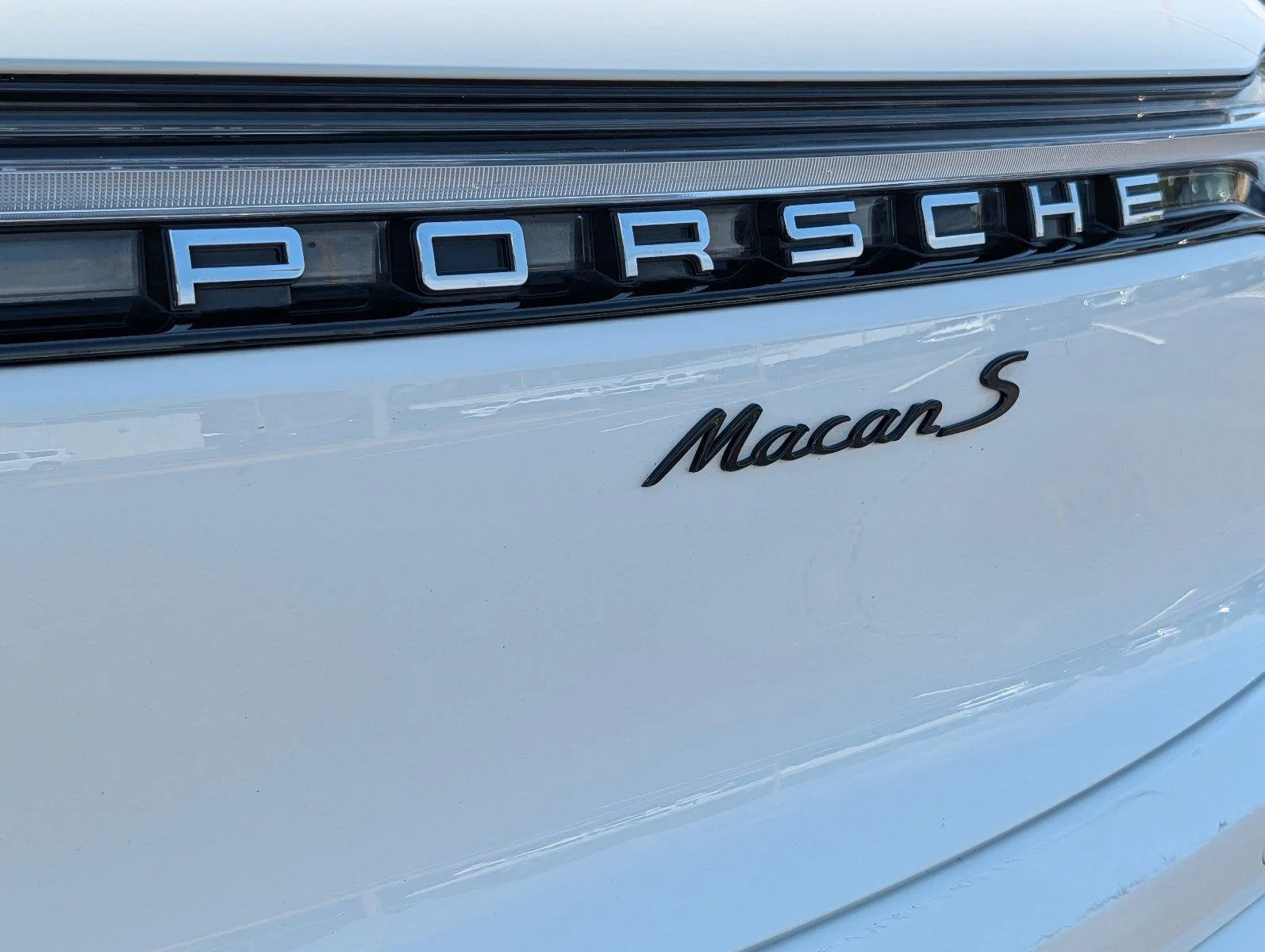 Used 2025 White Porsche S image 34