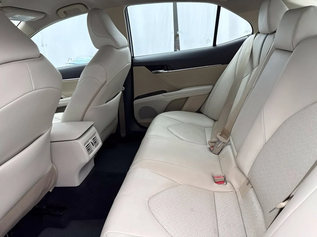Used 2022 Midnight Black Metallic Toyota XLE image 13