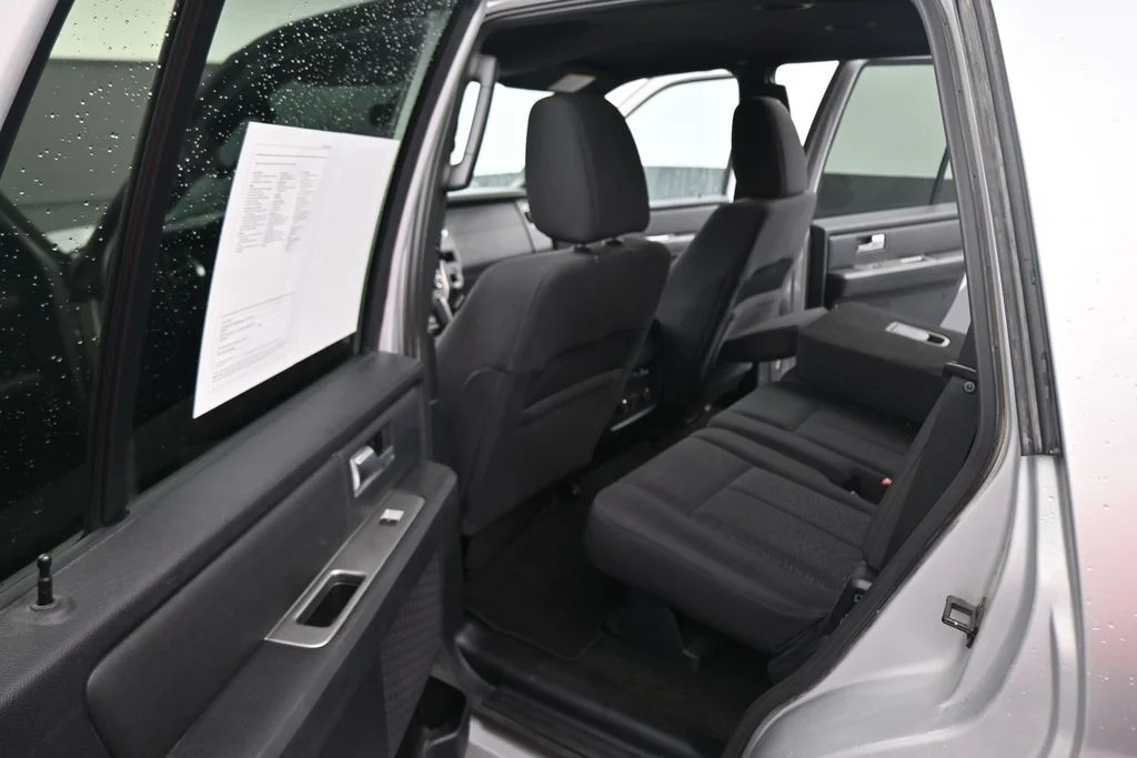Used 2017 Silver Ford XL image 39