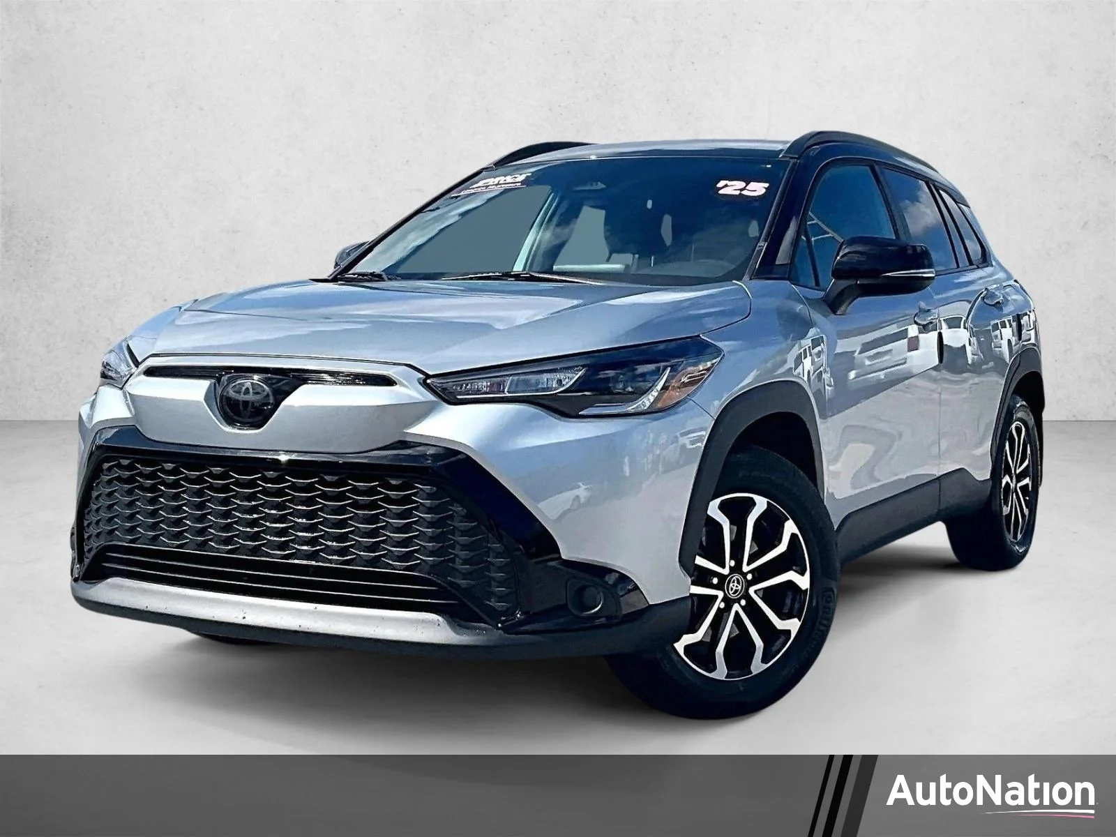 Pre-Owned 2025 Toyota Corolla Cross Hybrid SE Sport Utility in