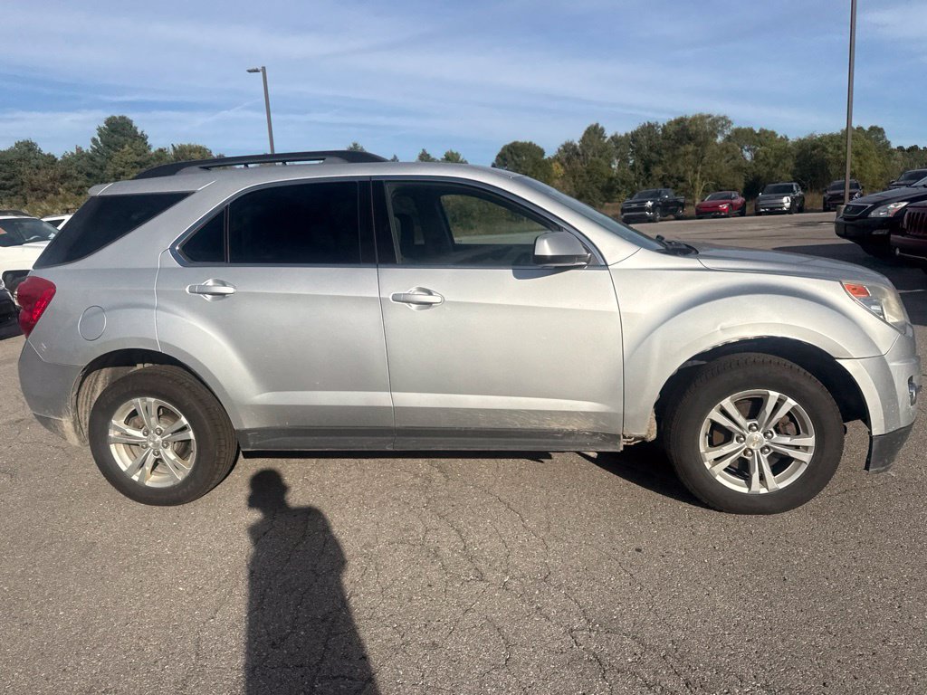 Used 2015 Silver Ice Metallic Chevrolet LT image 12