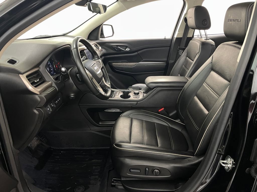 2023 GMC Acadia Denali - Photo 10