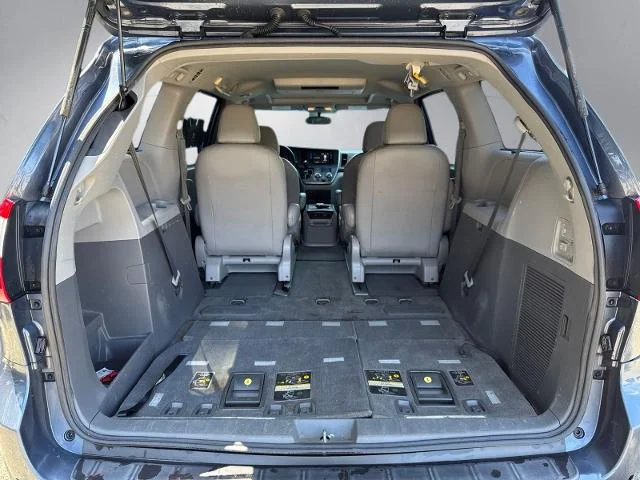 Used 2015 Shoreline Blue Pearl Toyota  image 24