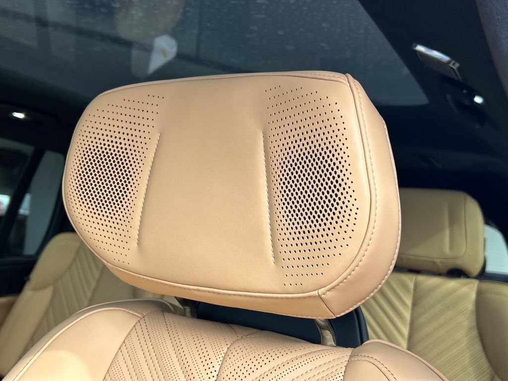 2026 Cadillac Escalade IQ Premium Luxury - Photo 18