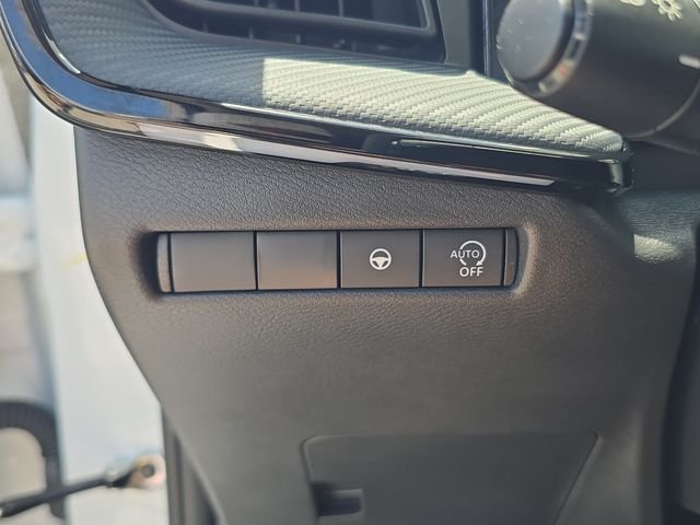 2025 Nissan Kicks SR - Photo 22