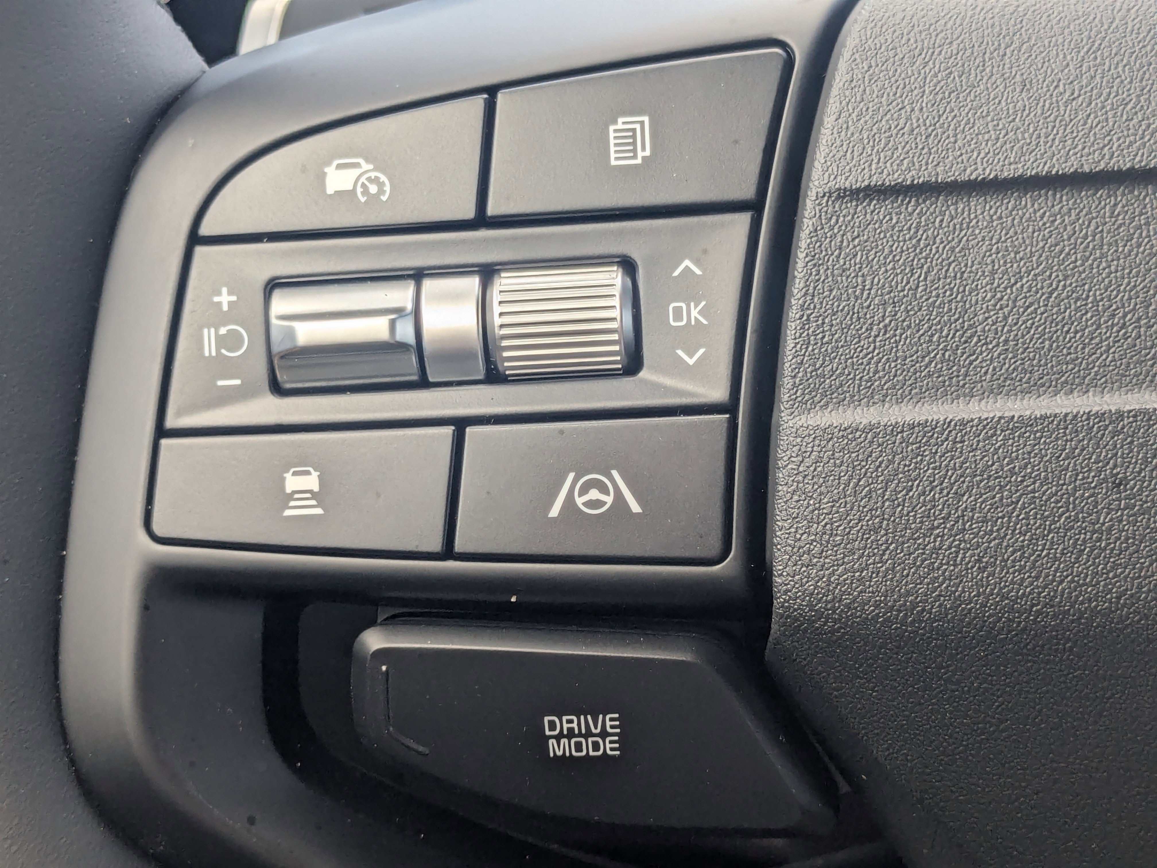 New 2026 Fusion Black Kia EX image 33