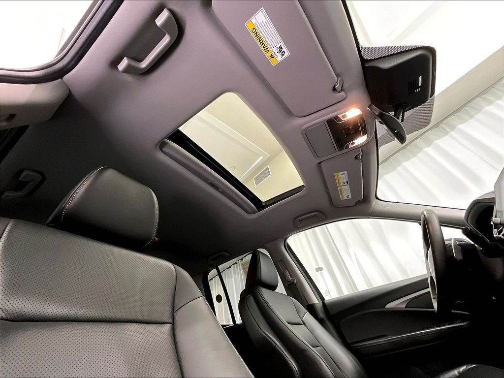 Used 2023 Black Honda RTL image 22