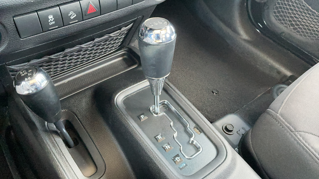 Used 2013 Black Jeep Unlimited Sport image 13