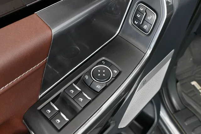Used 2023 Gray Ford Lariat image 21