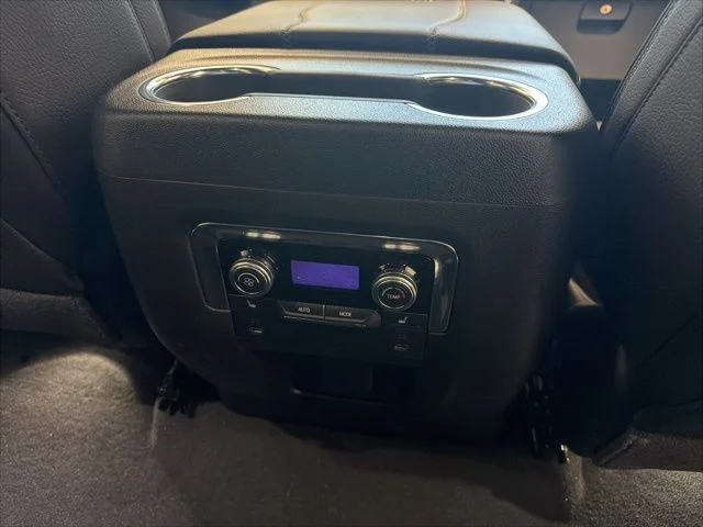 2026 GMC Yukon XL Denali - Photo 46