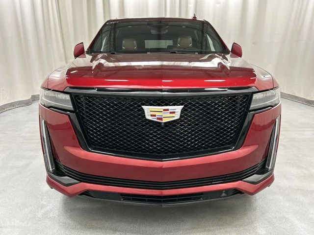 Used 2021 Red Cadillac Sport image 6