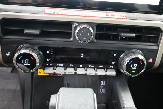 2025 Toyota Tacoma Trailhunter - Photo 37