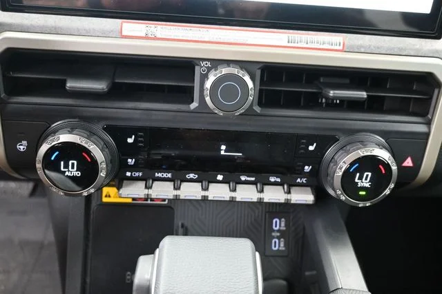 2025 Toyota Tacoma Trailhunter - Photo 37