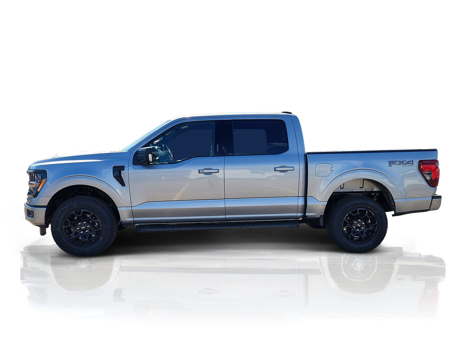 New 2026 Iconic Silver Metallic Ford XLT image 4
