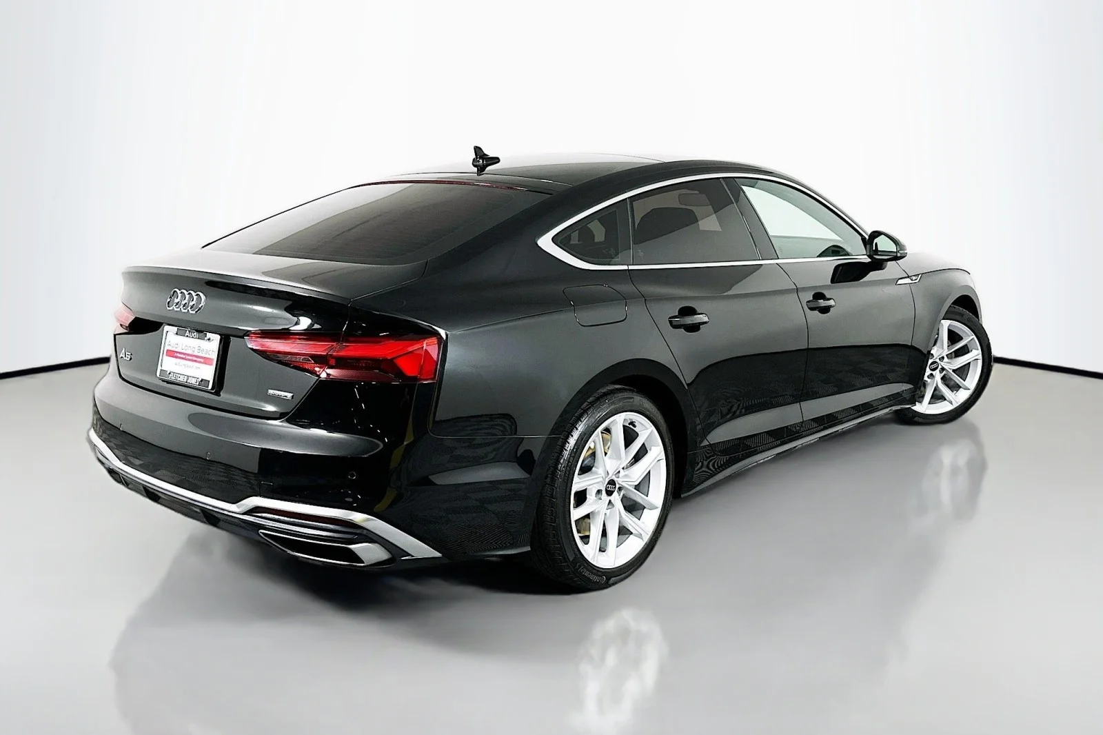 Used 2023 Mythos Black Metallic Audi S line Premium image 14