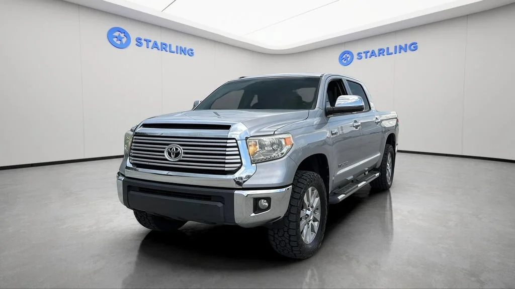 Used 2014  Toyota LTD image 16